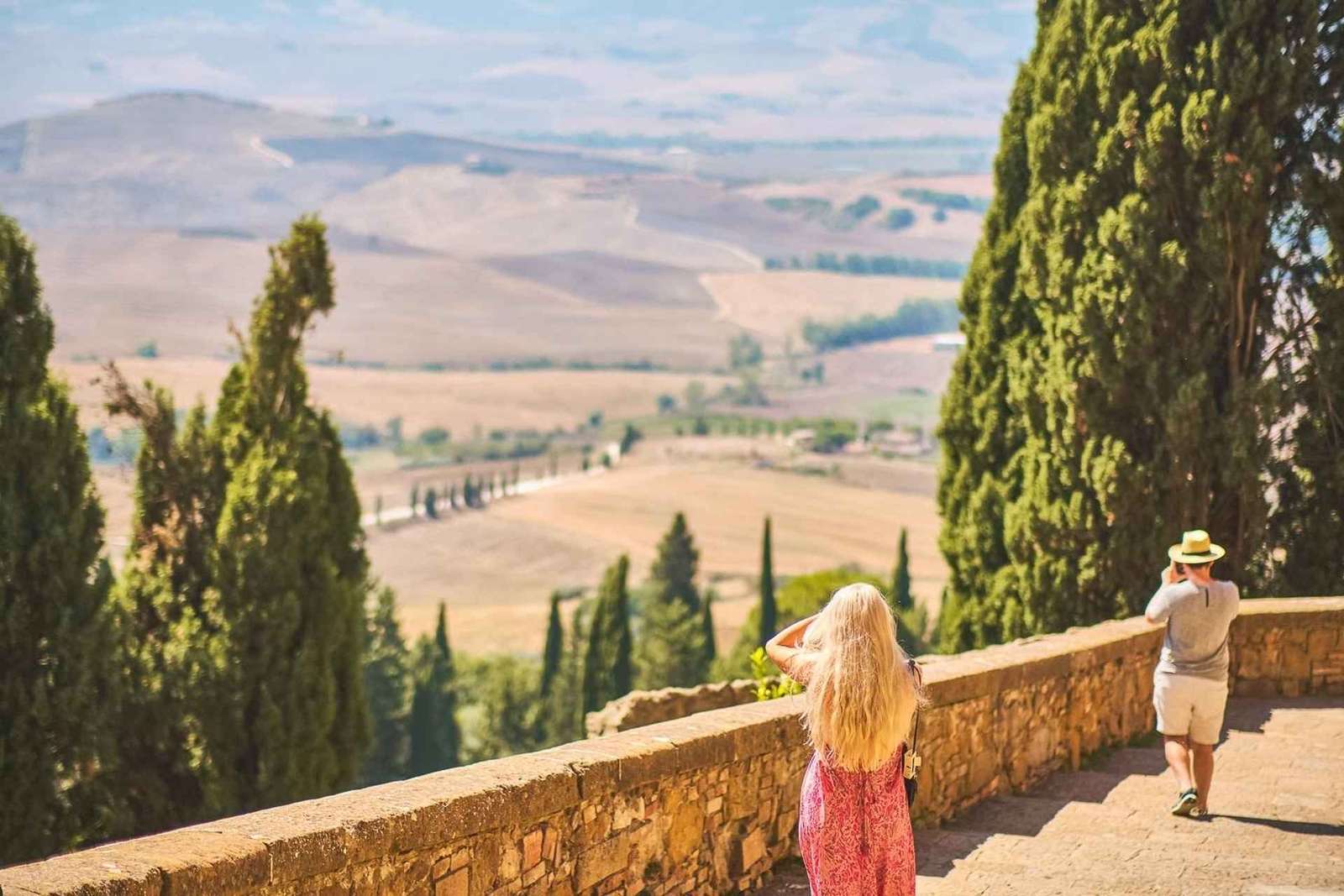 Florenz: Orcia Tal, Montalcino, Pienza mit Mittagessen und Wein