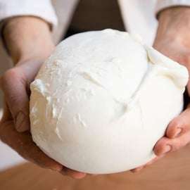 Florence: workshop mozzarella maken met wijnproeverij