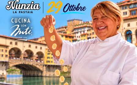 Ponte Vecchio: Fresh Pasta and Tuscan Meat Sauce Class with Spritz and Wine
