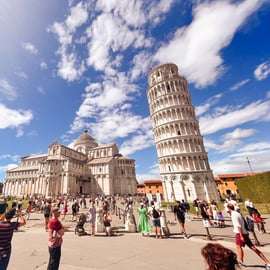 From Florence: Pisa & Lucca Day Tour with Buccellato Tasting