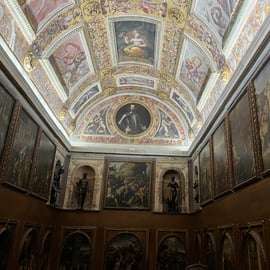 Prohlídka tajných chodeb Palazzo Vecchio a oběd nebo "Gelato"