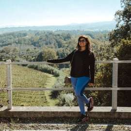 Florence: San Gimignano, Truffle Hunt, Wine Tasting, & Lunch