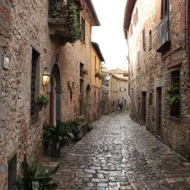 Florence: Chianti Villages, San Gimignano and Winery Tour