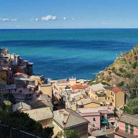 From Florence: Small-Group Day Tour to Cinque Terre & Pisa