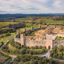 Florence: Monteriggioni & Val d'Orcia Optional Wine Tasting