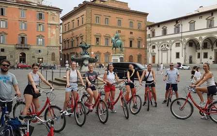 Visite à vélo de Florence avec guide, casque inclus