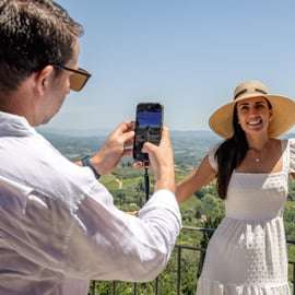 Florence: S. Gimignano, Siena, Chianti & Wine Tasting Lunch