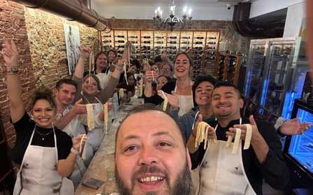 Florence: Fresh Pasta, Ravioli & Tiramisu Class by the Duomo