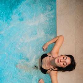 Florence: 2-Hour Spa Admission and 50-Minute Massage