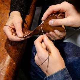Florence: 45-Min Leather Wallet Workshop