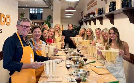 Cours de pâtes fraîches à Florence avec vin à volonté