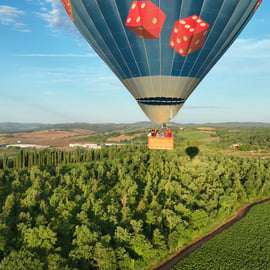 Ballonvaart over de Chianti bij zonsopgang met prosecco